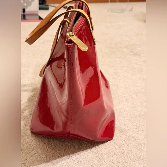 Louis Vuitton Bellevue GM Vernis
